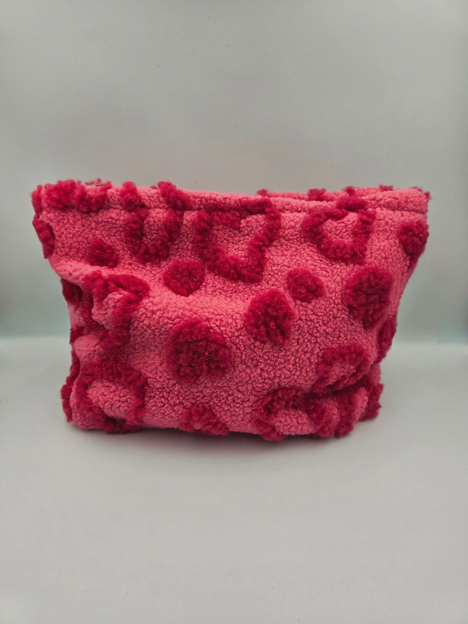 Gezellige toilettas / make-uptas met hartjes